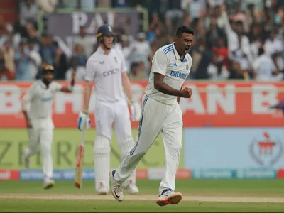 ind vs eng  2nd test  ashwin  kuldeep derail england s 399 run chase  visitors at 194 6  day 4  lunch 