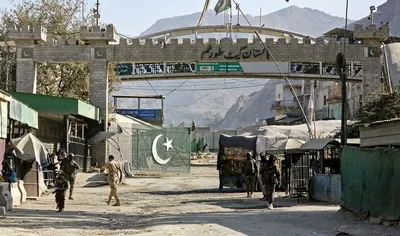 pakistan to close borders with afghanistan  iran ahead of general elections for security
