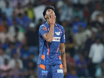 he said that there was a bit of pain   kl rahul on mayank yadav after pacer walks off field