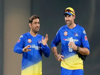  young indian players spend time with him   fleming on dhoni s role in csk pre season