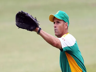 gary kirsten reveals reason for joining pakistan team  aims to help men in green to wc glory