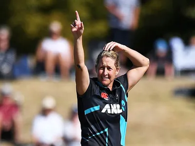 new zealand captain sophie devine ruled out of fifth t20i against england with quad injury