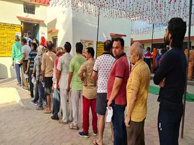 lok sabha polls 2024  madhya pradesh records 44 67 pc voter turnout till 1 pm