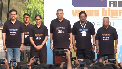 saina nehwal  rajkumar rao urge people to come out and vote during viksit bharat run