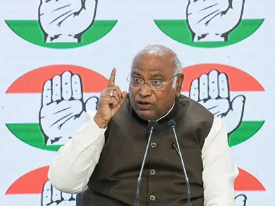  india s richest one percent enjoy 22 6 pc of national income   kharge in swipe at bjp