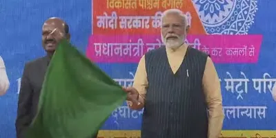 pm modi unveils multiple connectivity projects worth rs 15 400 crores in kolkata