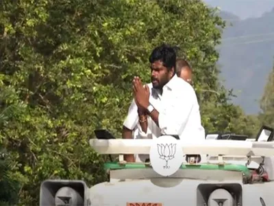 tn  annamalai holds roadshow in coimbatore  on last day of campaigning for ls polls 1st phase