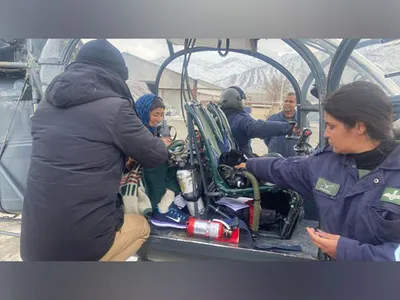 j k  iaf airlifts elderly woman from zanskar valley to leh for medical treatment