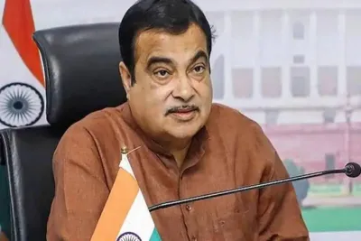 nitin gadkari serves legal notice to congress for sharing clipped video from interview  demands apology