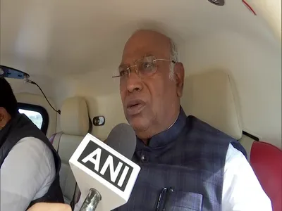  pm has one issue only to abuse congress   says mallikarjun kharge in poll bound rajasthan
