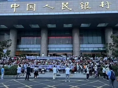 homebuyers in henan protest against delay in delivery of houses
