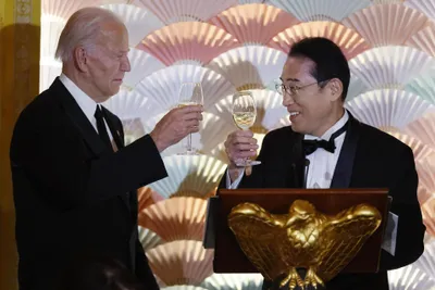  i ll keep my speech short   japan pm fumio kishida draws laughter from white house dinner attendees