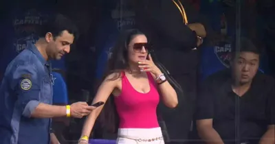 ipl  ameesha patel attends delhi capitals vs mumbai indians exciting match  says  both sides played really well 
