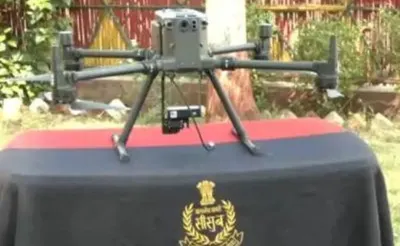 bsf shoots down pakistani drone carrying narcotics near amritsar border