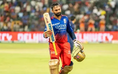  you need to understand your strengths   dinesh karthik ahead of kkr clash