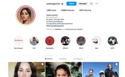 selena gomez becomes first woman to hit 400 m followers on instagram