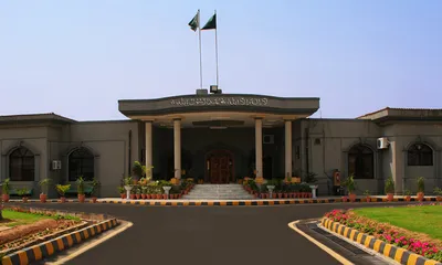 ihc issues stay order on imran khan s indictment in toshakhana case