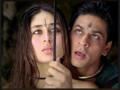 kareena kapoor joins viral  me at 21  trend  shares pictures with srk from  asoka 
