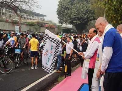 delhi l g vk saxena flags off g20 cyclothon rally