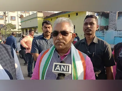  congress will have to learn to say  bharat mata ki jai  otherwise      bjp leader dilip ghosh