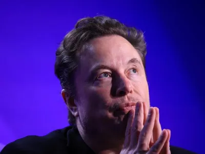 elon musk says canada law to stop online hate  sounds insane 