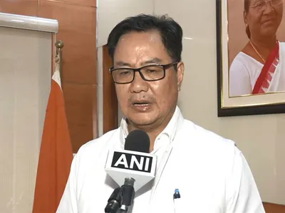  donate for dynasty   union minister kiren rijiju slams congress for its crowdfunding campaign
