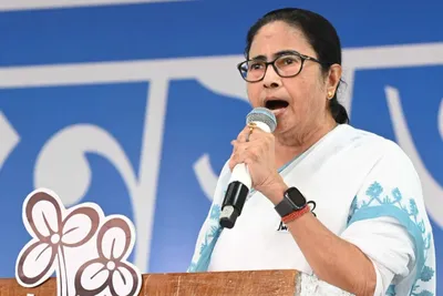 congress and cpi m  are helping bjp in bengal  cm mamata banerjee