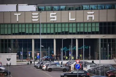 tesla halts production at german factory after suspected  arson attack  causing power outage