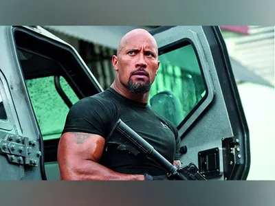 dwayne johnson to return as hobbs in new  fast and furious  film