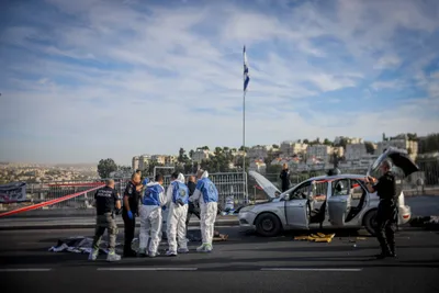 3 killed in jerusalem terror attack  2 gunmen  neutralised 