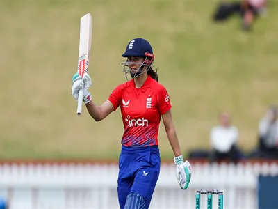 nz vs eng  4th t20i  bouchier  dean shine  england secure 47 run win over white ferns