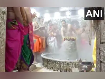 maha shivaratri celebrations begin at mahakaleshwar temple in ujjain