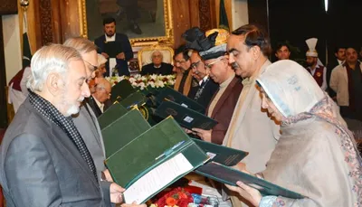 pakistan  khyber pakhtunkhwa interim cabinet takes oath