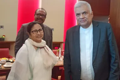 mamata banerjee meets sri lankan president in dubai  invites him to business summit in west bengal