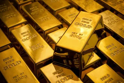 gold prices in pakistan surge by pkr 2 000 per tola