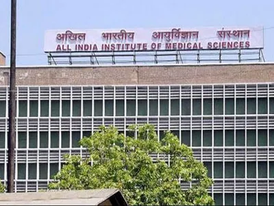 aiims to adopt  smart card  facility for patients  no cash payments after march 31