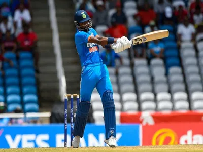 ahead of ipl 2024  star all rounder hardik pandya returns to field in dy patil t20 tournament