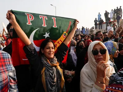 pakistan tehreek e insaf to sit in opposition in centre  punjab