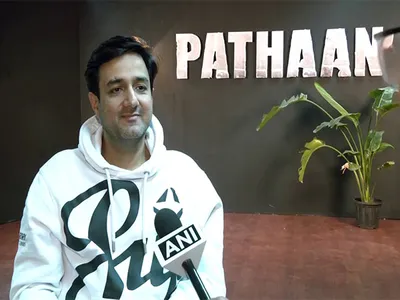 siddharth anand recalls  boycott bollywood  trend when srk starrer  pathaan  was released