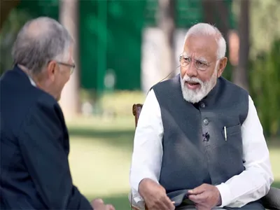 pm modi wears ethnic jacket made from recycled material during interaction with bill gates  says  reuse inherent in our nature 