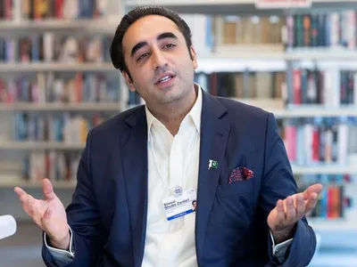 pakistan  ppp chairman bilawal demands  immediate restoration  of mobile services as polling continues