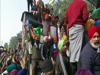 punjab police appeals to haryana police not to use force against protesting farmers