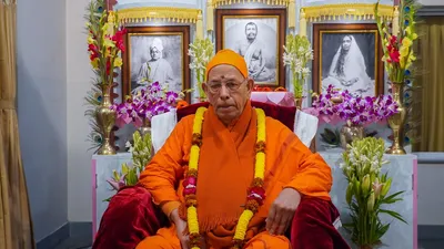 ramakrishna mission chief swami smaranananda maharaj dies at 95
