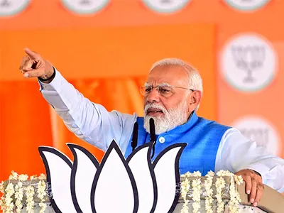 lok sabha elections  pm modi to address rallies in central and south kerala today
