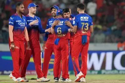 ipl 2024  rcb end 6 match losing streak with 35 run win over srh