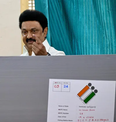  i did my democratic duty to protect the country   tamil nadu cm on the first day of voting