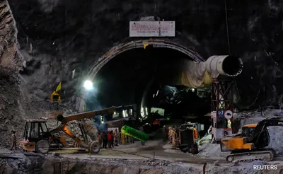 vertical drilling of uttarkashi tunnel begins to rescue 41 trapped workers  rescuers make 17 metre progress
