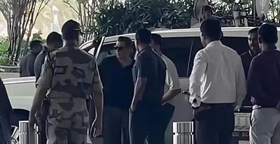 salman khan spotted at mumbai airport with tight security after firing incident